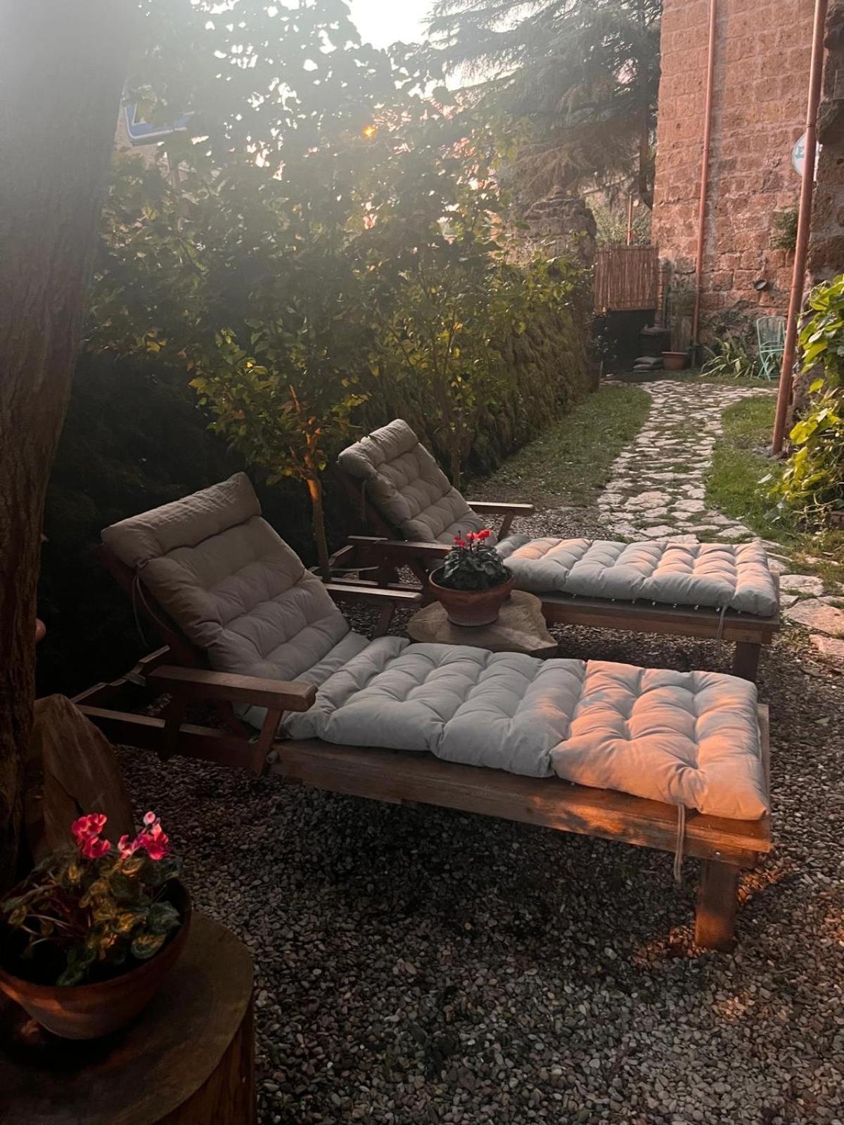 B&B Etruscan Garden Sutri Exterior photo