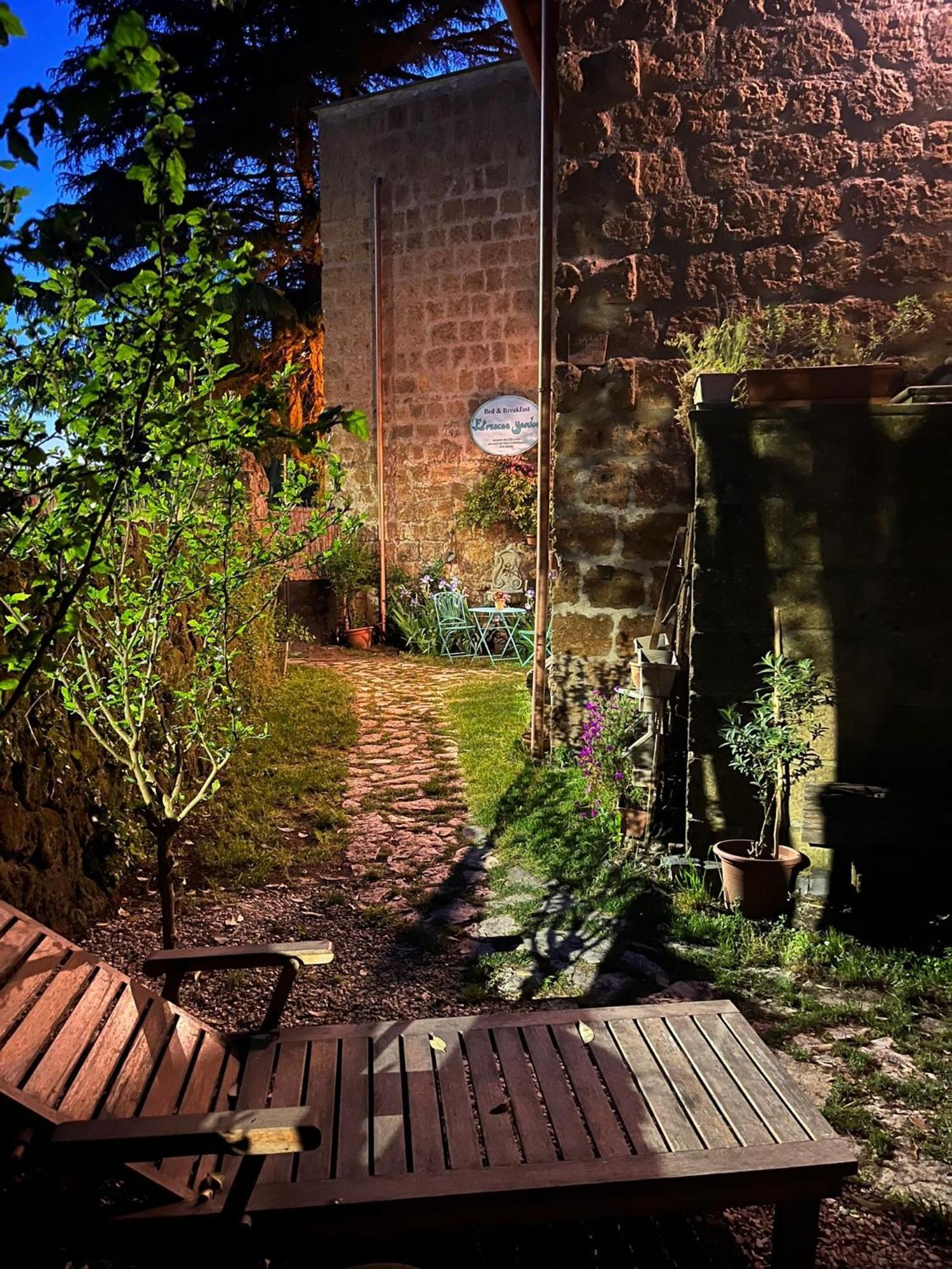 B&B Etruscan Garden Sutri Exterior photo